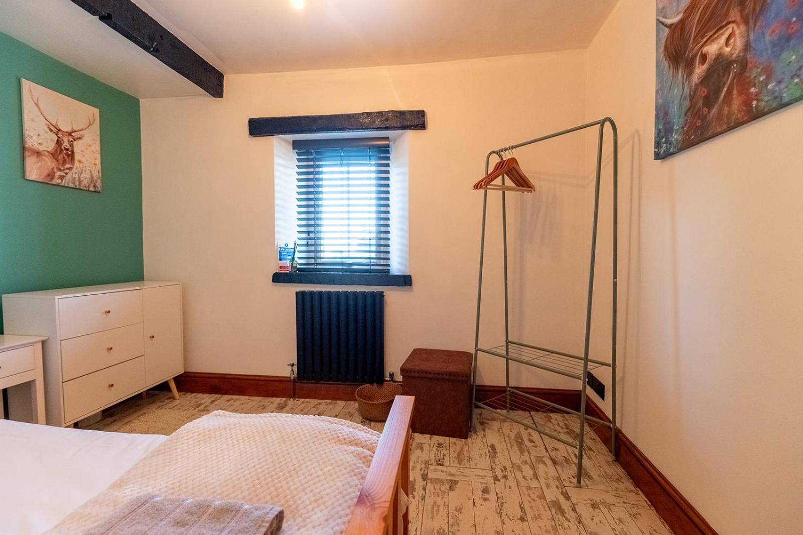 Wilsons - Cosy Based In The District Holiday home *